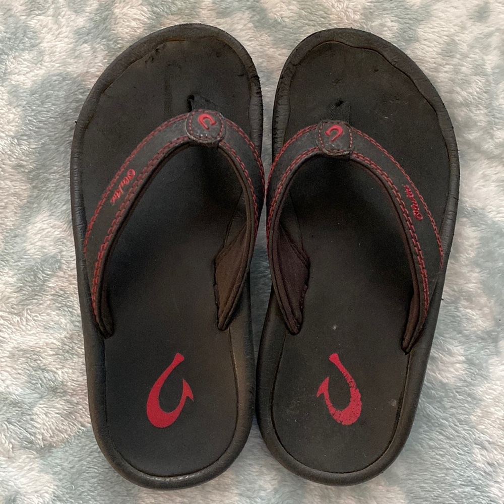OluKai boys sandals size 13/1